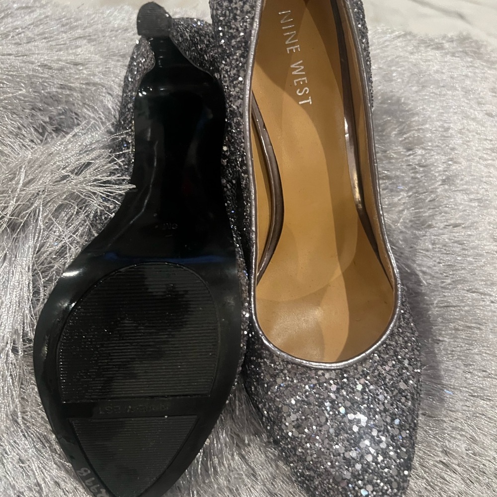 Nine West Glittering Silver Heels